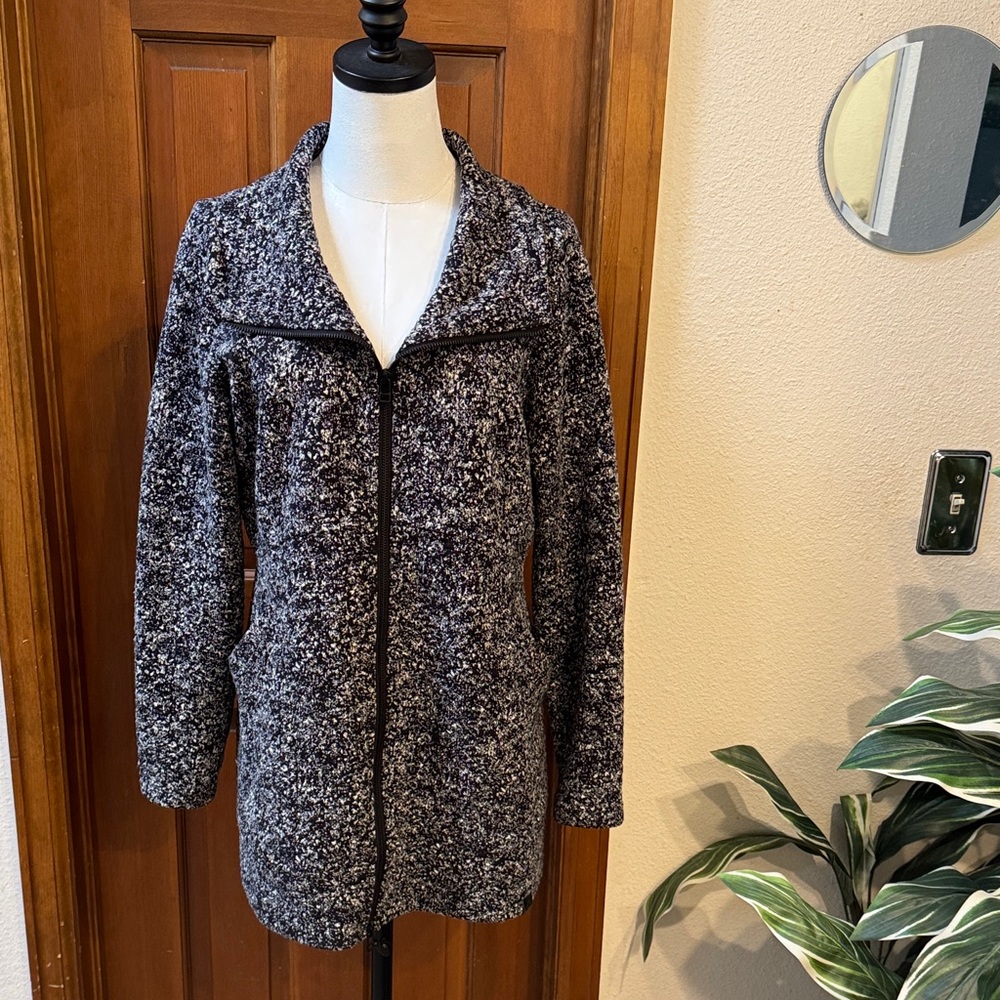 PRICE FIRM Tonia Debellis Women's Black and Gray Jacket Size L